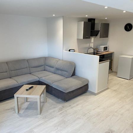 Joli Logement Au Pied Des Alpilles Eyguières Zewnętrze zdjęcie