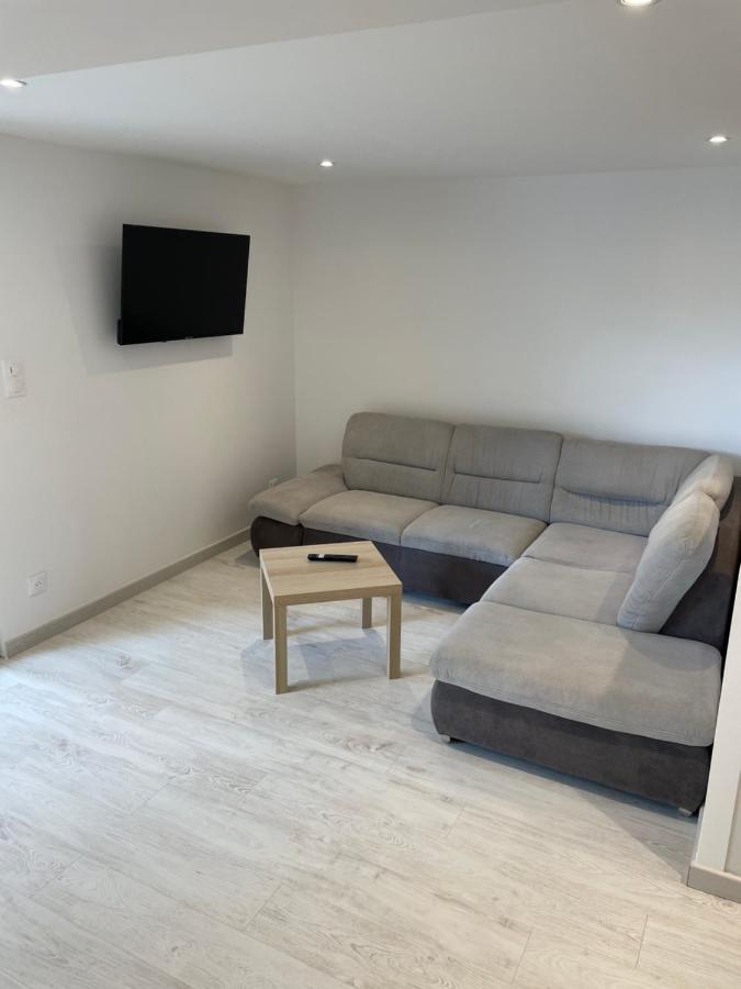 Joli Logement Au Pied Des Alpilles Eyguières Zewnętrze zdjęcie