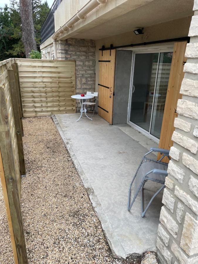 Joli Logement Au Pied Des Alpilles Eyguières Zewnętrze zdjęcie